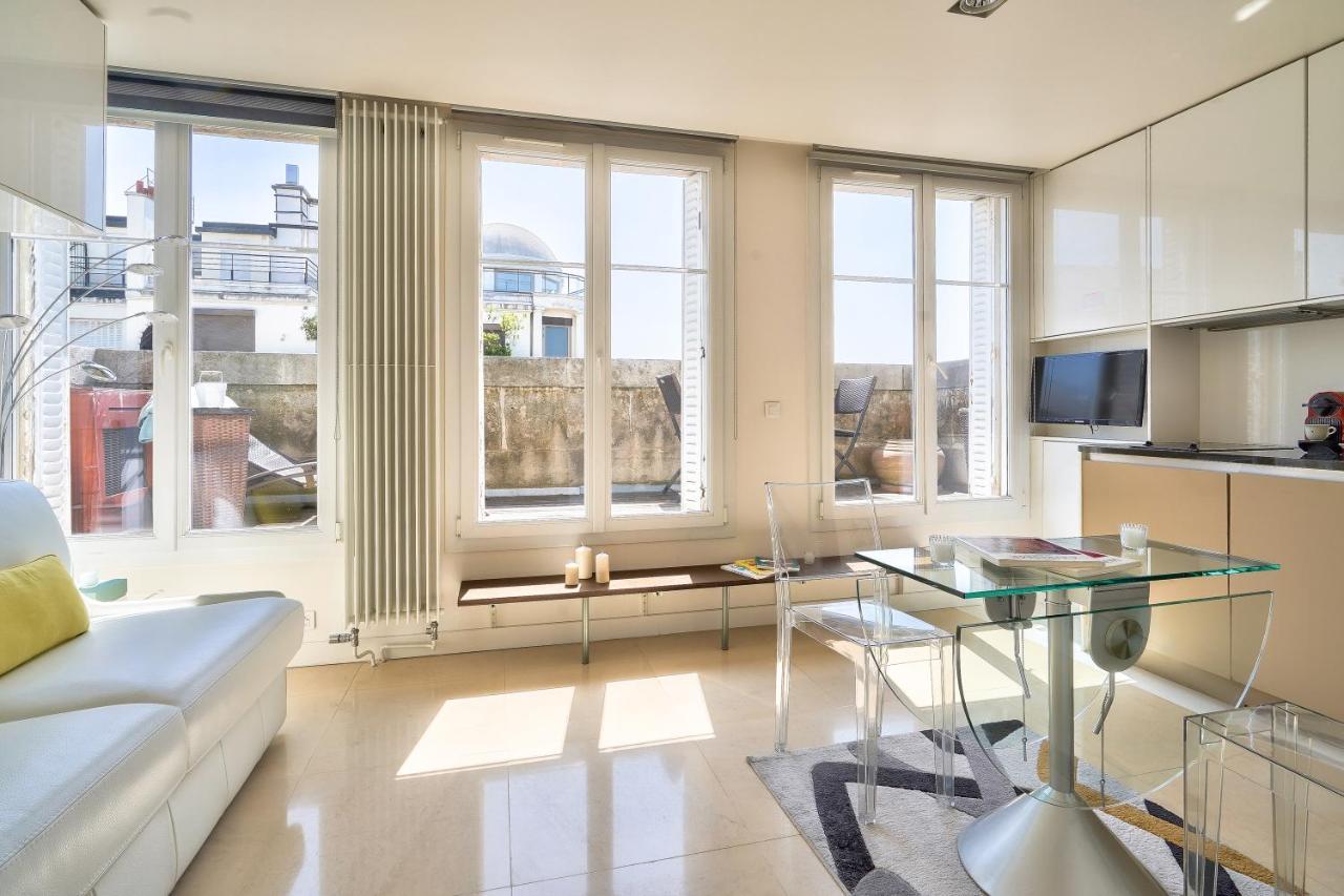 Designed Studio With Ac-Terrasse Vue Tour Eiffel 巴黎 外观 照片